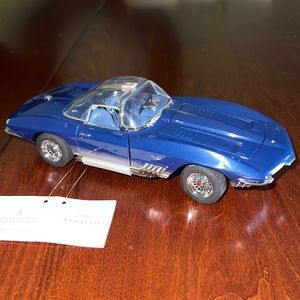Franklin Mint Precision Models 1965 Corvette Mako Shark